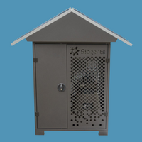 Caisson de protection métallique solaire - Panneaux solaires et batterie